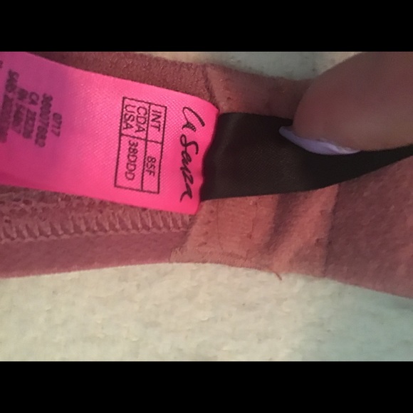 La Senza 38DDD dusty rose with rhinestone detail bra - Picture 4 of 4